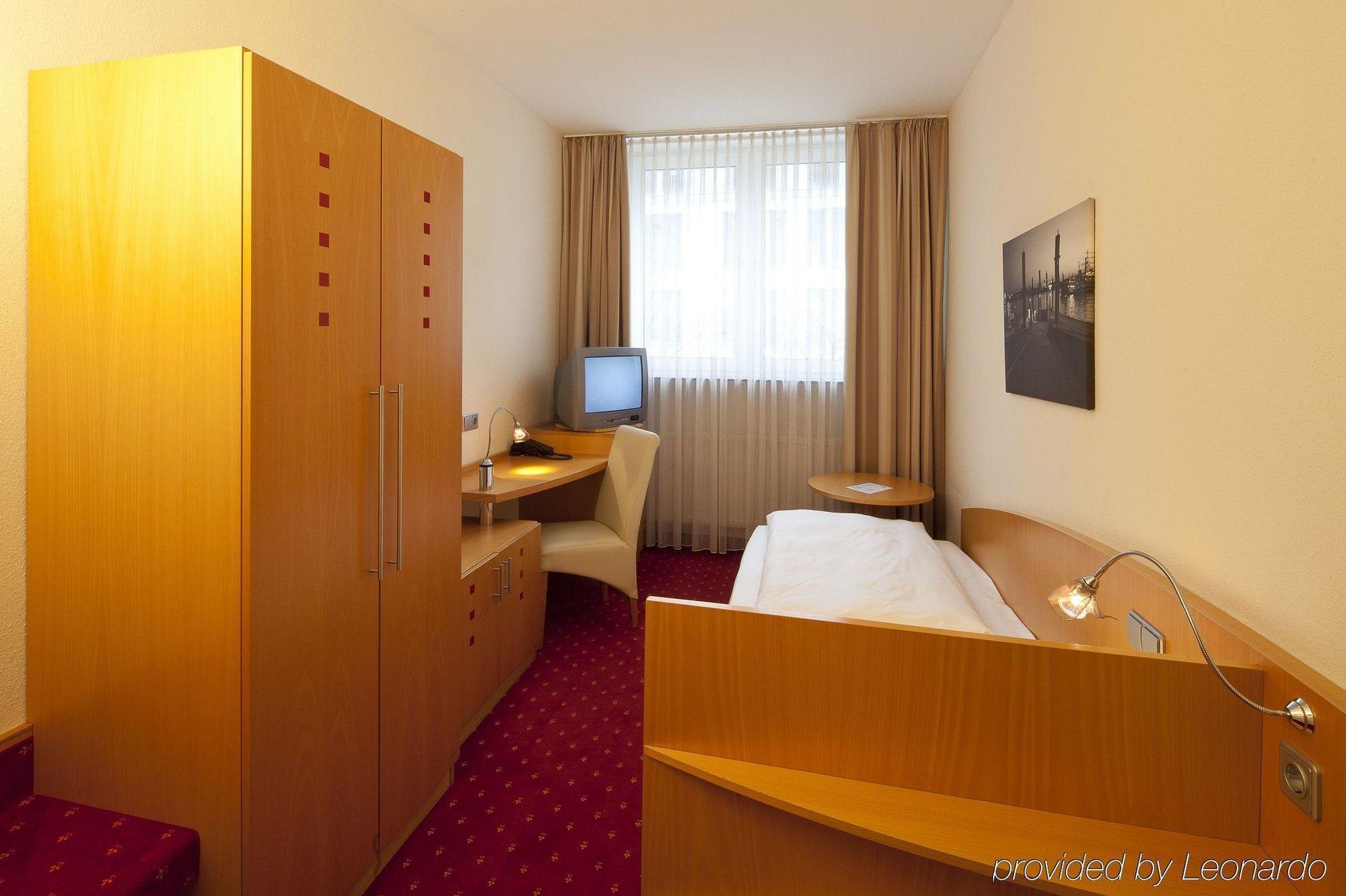 המבורג Heikotel - Hotel Am Stadtpark מראה חיצוני תמונה