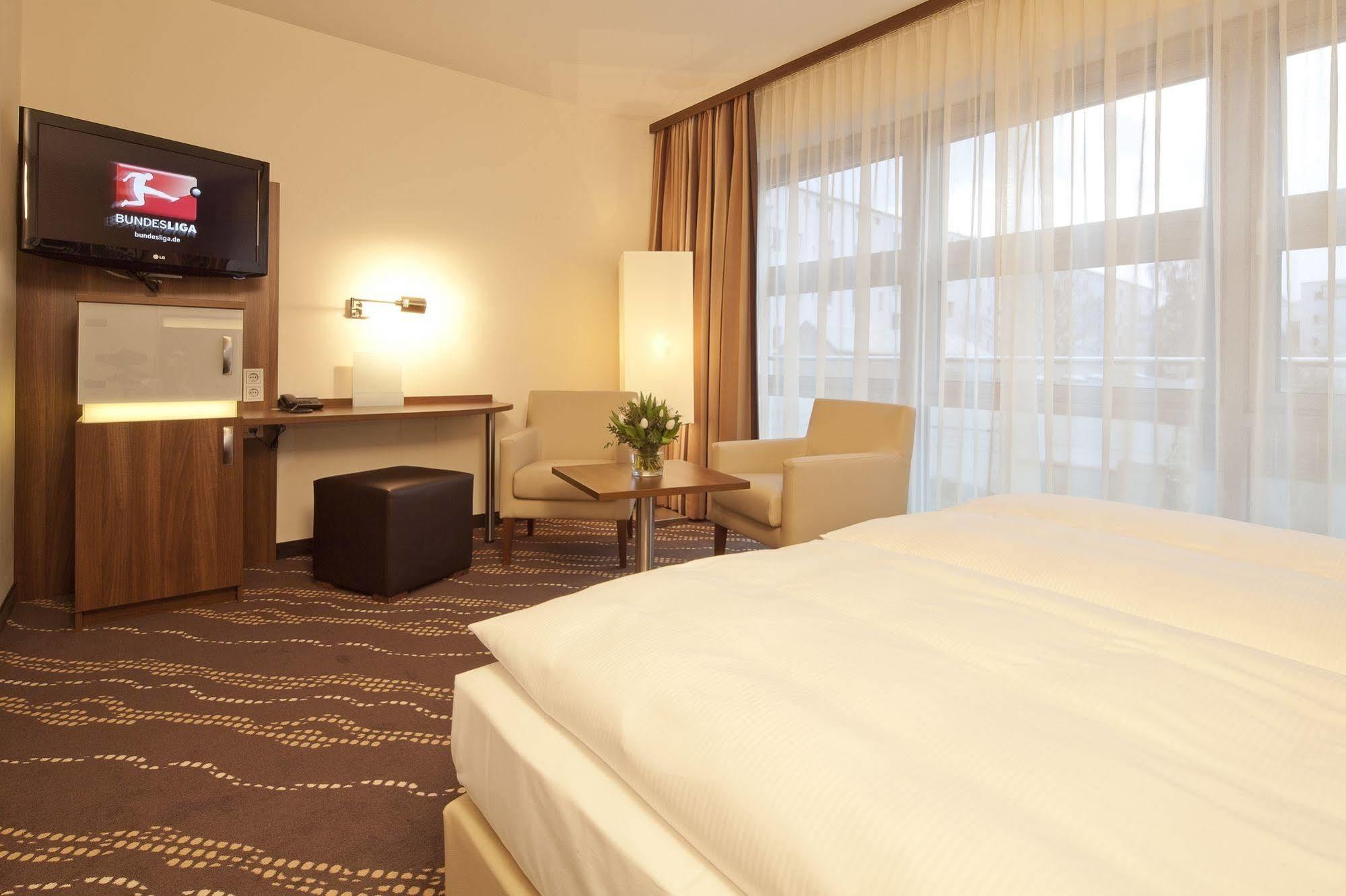 המבורג Heikotel - Hotel Am Stadtpark מראה חיצוני תמונה